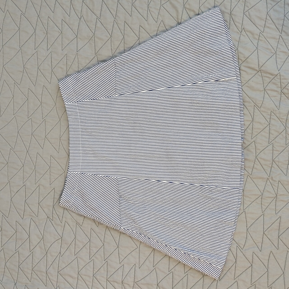 LOFT Blue/White Stripe Skirt (size 4)